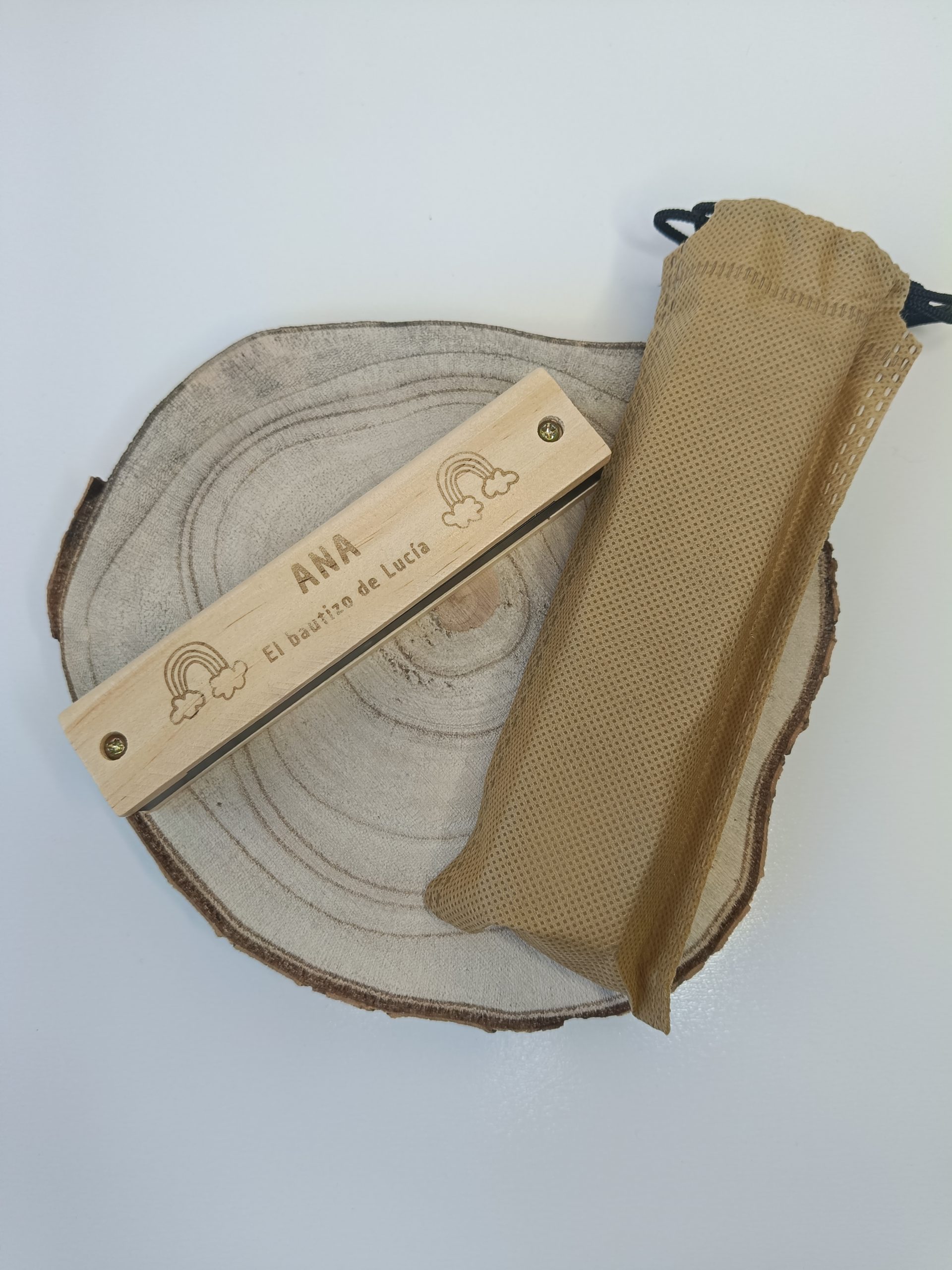 Armónica de madera