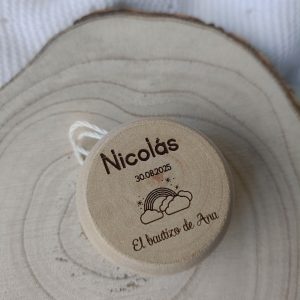 Yoyo de madera grabado