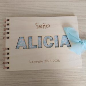 Libro recuerdos fin de curso personalizado (varios diseños)